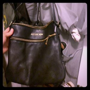 Michael kors cross body